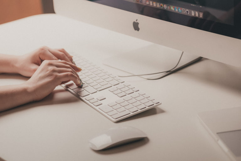 Как сделать свой профиль на LinkedIn не таким унылым