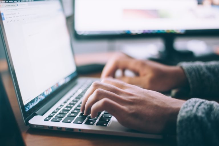 10 бесплатных инструментов для поиска email-адреса кандидата